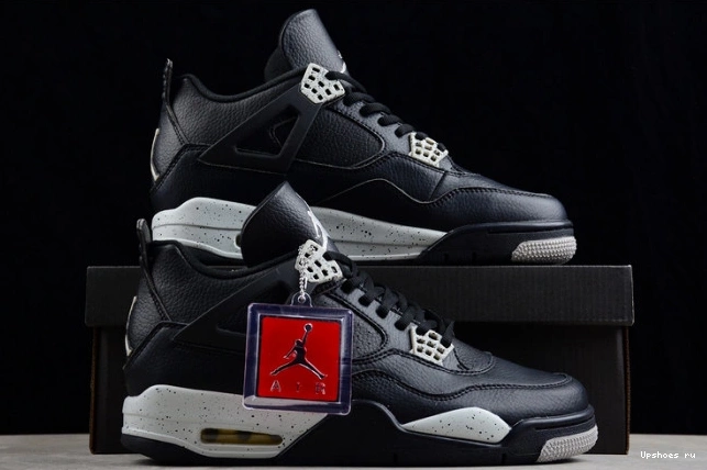 Oreo (2015) Jordan Retro 4 314254-003 0301